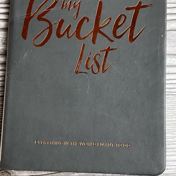 Bucket List Adventure Journal - Picture 7 of 8